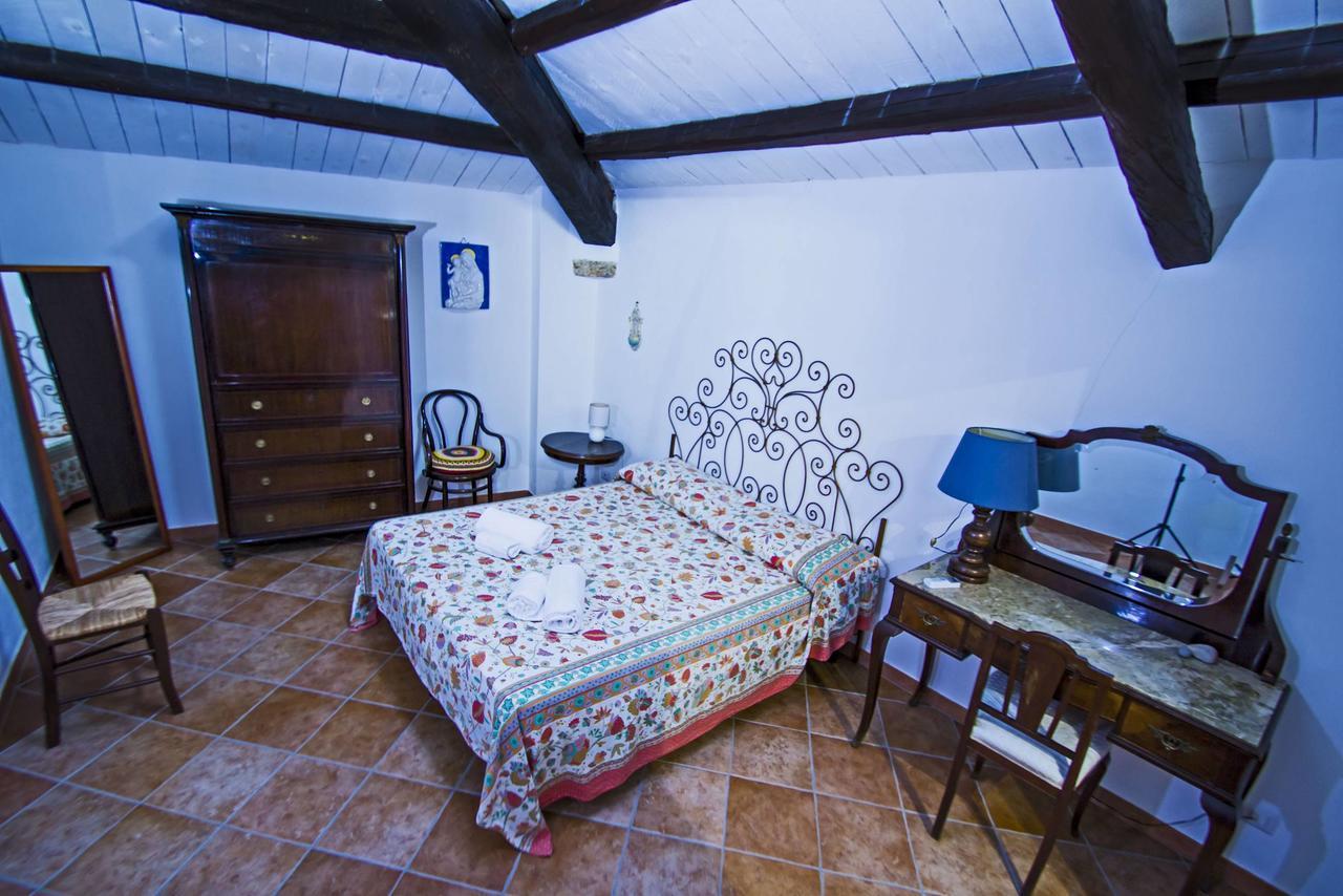 Вилла Casa Ifigenia Чефалу Экстерьер фото